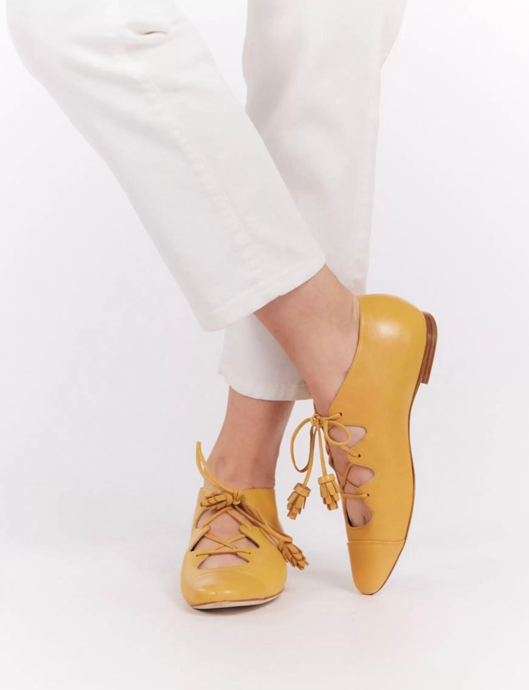 Ines de la Fressange Paris Richelieu open yellow Best Sale